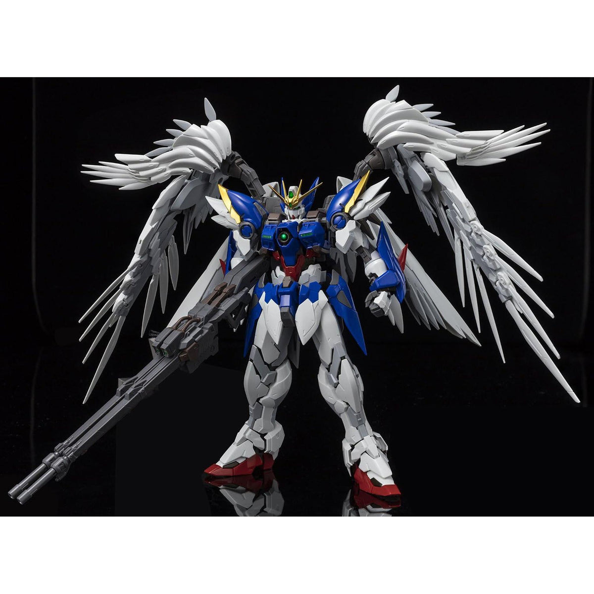 ハイレゾリューションモデル ?新機動戦記ガンダムW Endless Waltz ウイングガンダムゼロ EW 1/100スケール 色分け済みプラモデル［ガンプラ］ ハイレゾリューションモデル 新機動戦記ガンダムW Endless Waltz